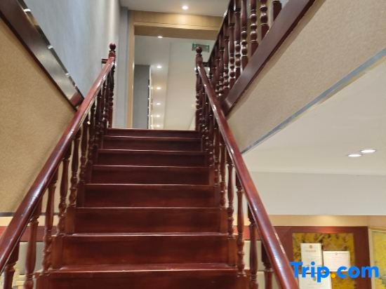 Wengniud Jiafulai Business Hotel, Chifeng — photo 1
