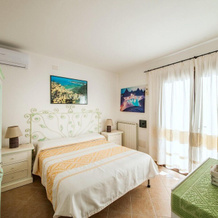Beautiful Home in Arzachena With 6 Bedrooms, Wifi and Outdoor Swimming Pool, 昆科苏 — 照片 5