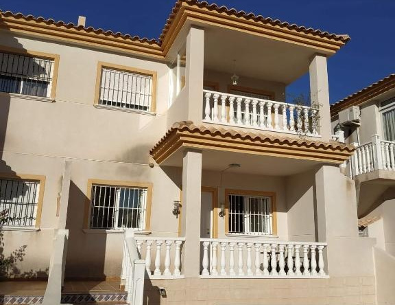 Magnifique maison entre mer et montagne, 卡斯塔利亚 — 照片 1