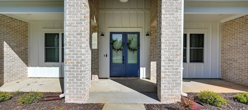 Clemson Home Near Memorial Stadium, Lake Hartwell!, Клемсон — фото 1