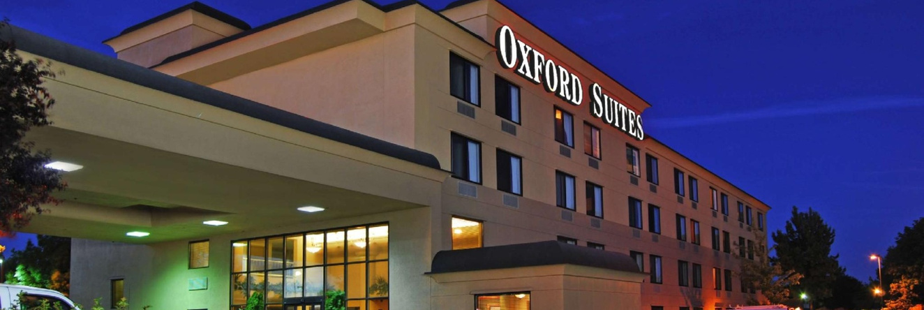 Oxford Suites Portland - Jantzen Beach, 波特兰 — 照片 1