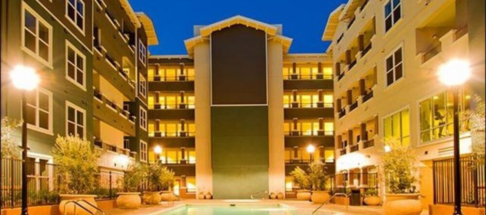 Global Luxury Suites At Commodore Drive, Сан-Бруно — фото 1