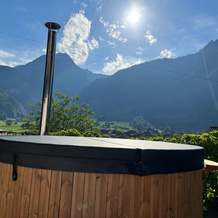 Romantic private superior Swiss Chalet with Hottub, 龙疆 — 照片 4