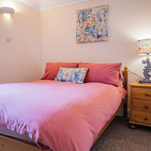 East Wing Apartment, Elgin — photo 4