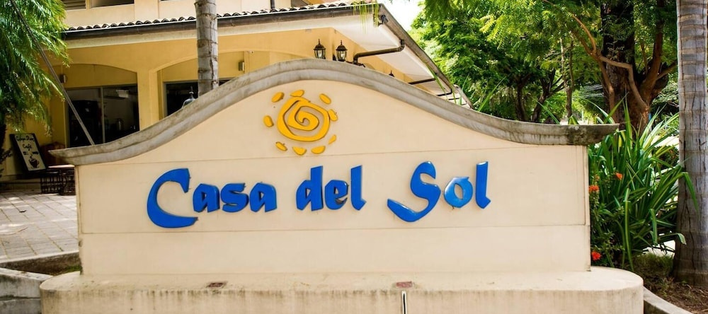 Casa del Sol-4 Secured and Quiet Complex - Minute Walk to the Beach, 波特雷罗 — 照片 1