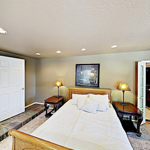 New Listing! Heavenly W/ Private Hot Tub 3 Bedroom Home, Kingsbury — photo 3