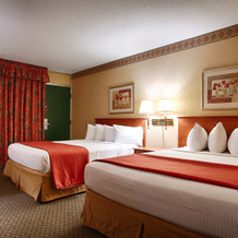 The Falls Inn & Suites / Bigwood Event Center, Фергус-Фоллс — фото 3