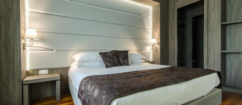 Hotel Santacroce Meeting, 苏尔莫纳 — 照片 1