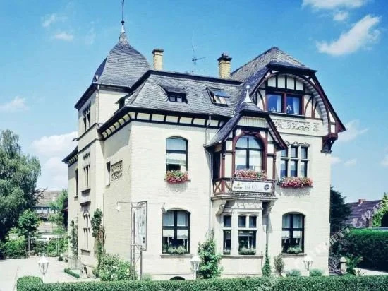 Alte Villa Ling, Фирзен — фото 1