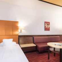 Hotel am Kurpark, 巴特赫尔斯费尔德 — 照片 3
