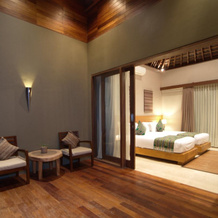 Mora Royal Villa, Desa Batu Layar — photo 5