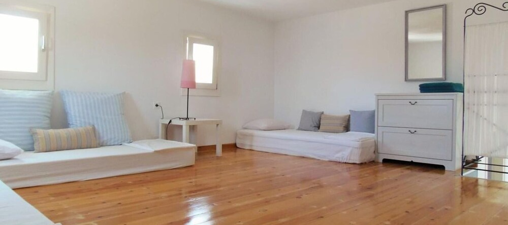 Amazing Villa Overlooking Syros Finest Beach, 基尼 — 照片 1