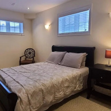 Spacious 2 BR, 3 Beds, Sleeps 6, Kitchen, Laundry, 列治文山 — 照片 5