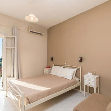 Escape Studio Apartments With Swimming Pool on Pelekas Beach, 佩莱卡斯 — 照片 2