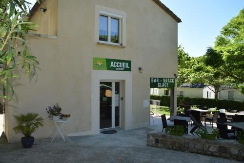 Camping La Charderie, 拉博姆桥 — 照片 1