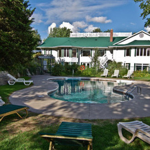 Elmhirst's Resort - On a lake, 彼得伯勒 — 照片 4
