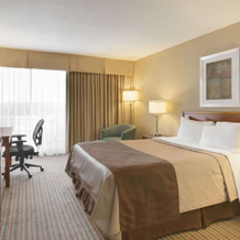Ramada by Wyndham Belleville Harbourview Conference Centre, 贝尔维尔 — 照片 5