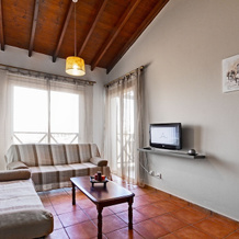 G&E Beach Apartments, Poli Crysochous — photo 4