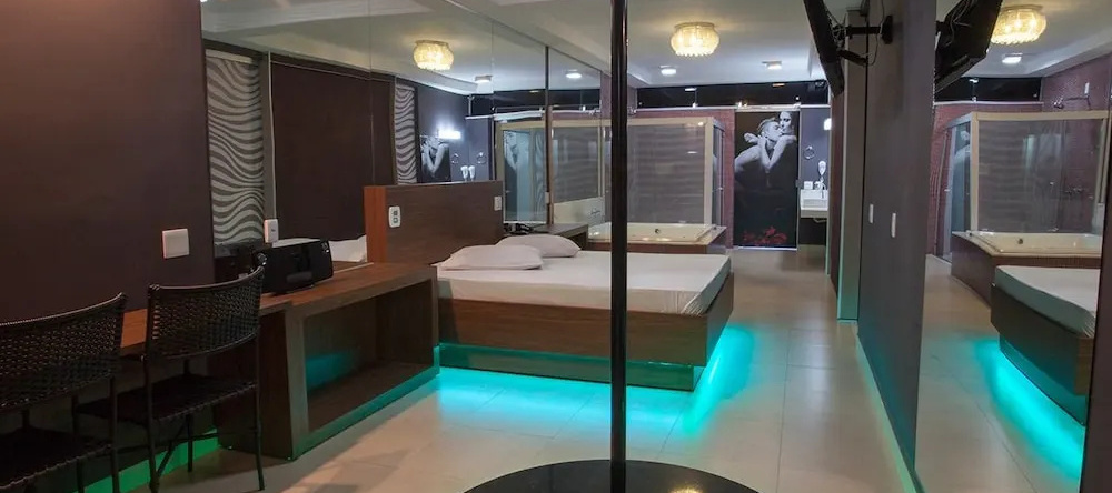 A Praia Motel - Adults Only, 莫日米林 — 照片 1