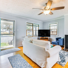 Riverfront Colonial Beach Home w/ Private Beach!, Colonial Beach — photo 3