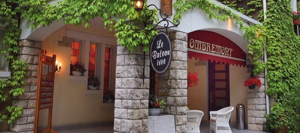 Hotel Ombremont-restaurant Le Bateau Ivre, Bourdeau — photo 1
