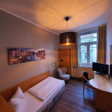 Hotel Friedensbruecke, 格赖茨 — 照片 4