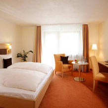 Landhotel Sonnenhalde, 巴特博尔 — 照片 4