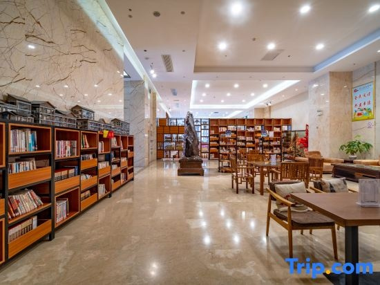 Lingshan Xi Orange Litchi Hotel, Lingshan — photo 1