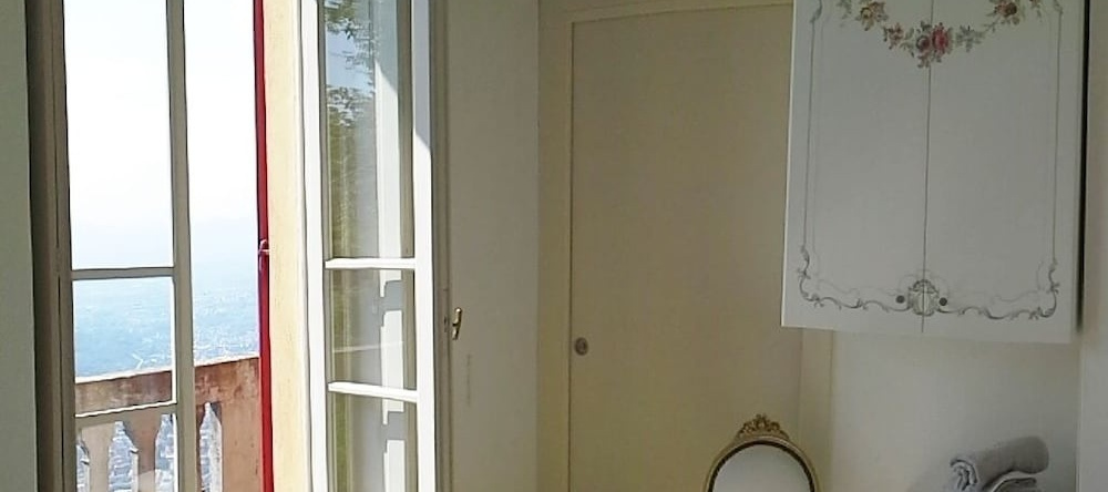 B&B Il Balcone sul Lago, 布鲁纳泰 — 照片 1