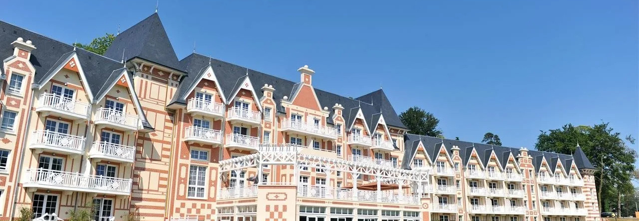 Résidence b’o cottage- b’o resort thermal & spa, 巴尼奥勒德洛讷 — 照片 1