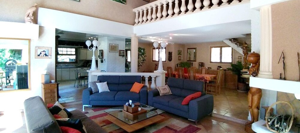 Villa With 4 Bedrooms in Puget-théniers, With Wonderful Mountain View, Private Pool and Enclosed Garden - 40 km From the Slopes, 皮热-特尼耶 — 照片 1