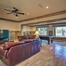 Private Pool: Lakefront Harlingen Home, Харлинген — фото 5