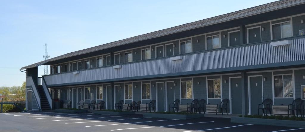 The Ship Motel, Alexandria Bay — photo 1