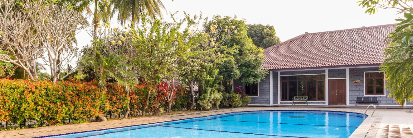 OYO 1395 Carita Asri Villas and Resort, 卡里塔 — 照片 1