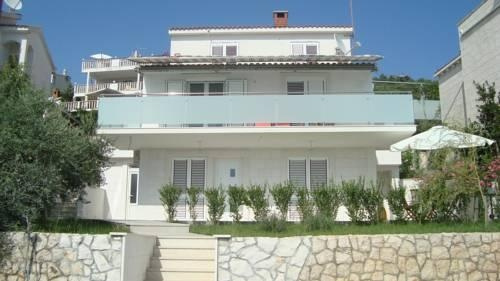 Apartments Niana, 东义区 — 照片 1