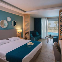 Almуros Beach Resort and Spa, 阿哈拉维 — 照片 3