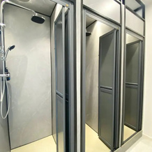 U Capsule Hotel, 庞蒂安 — 照片 3