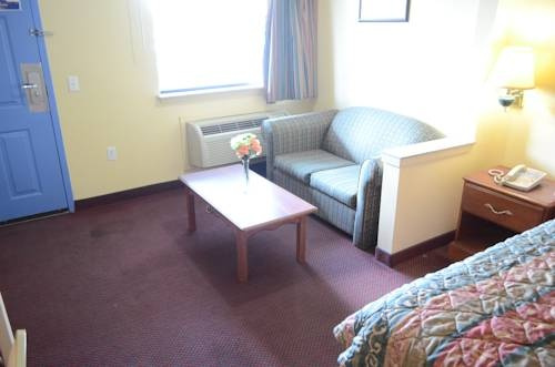Scottish Inns & Suites, Розенберг — фото 1