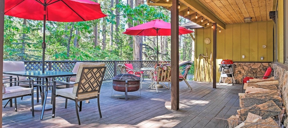 Home w/ Serene Deck in Twain Harte!, Sherwood Forest — photo 1