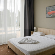 Regina Hotel, 库尔加宁斯克 — 照片 5