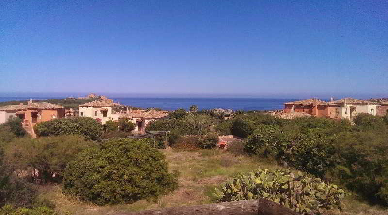 Calarossa Sea View Village Residence, 特里尼塔达古尔图和维尼奥拉 — 照片 1