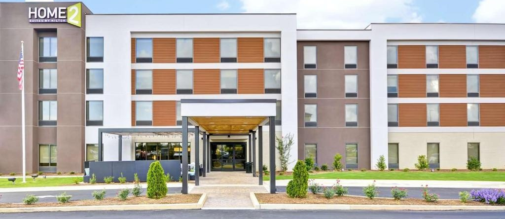 Home2 Suites by Hilton Opelika Auburn, Opelika — photo 1