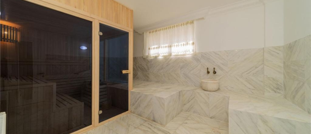 Great Villa With Pool Hammam and Sauna in Antalya, 代谢梅阿尔特 — 照片 1