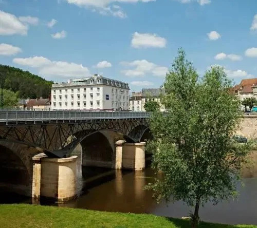 Hotel Royal Vezere, 利梅伊 — 照片 1