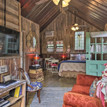 Snuggle Inn Wimberley Cabin W/ Fire Pit + Deck, Уимберли — фото 2