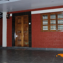 Red Roof Farmhouse, 奇普卢恩 — 照片 2