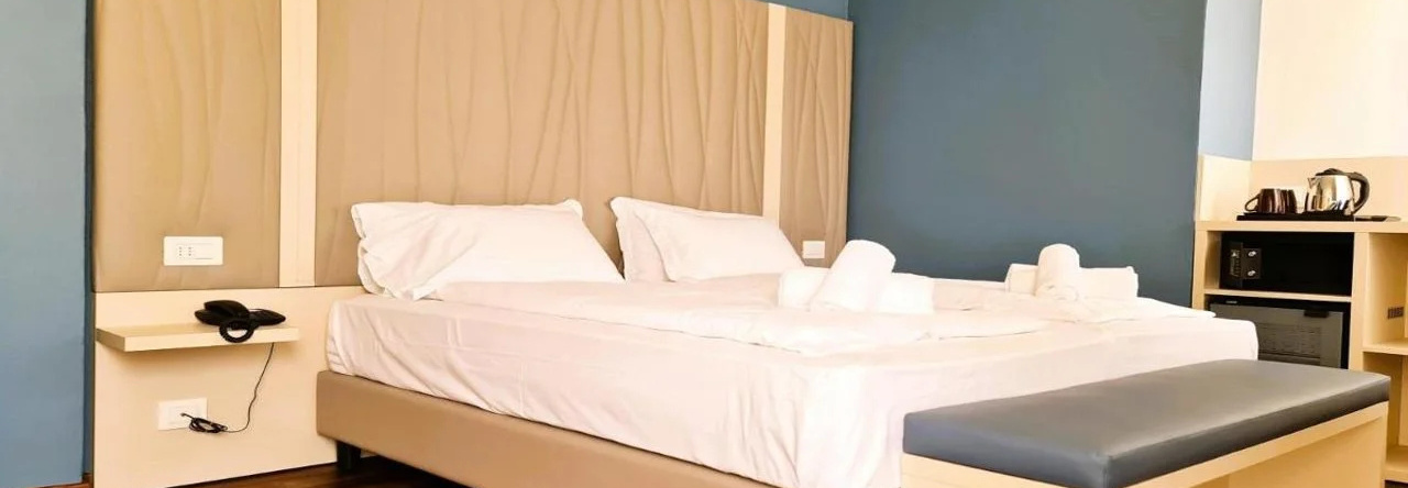 Hotel All'Azzurro, 利莫内苏尔加达 — 照片 1