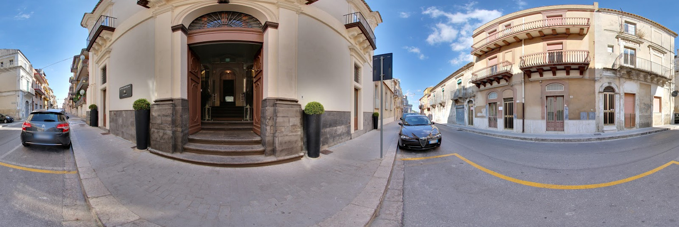 De Stefano Palace, 拉古萨 — 照片 1