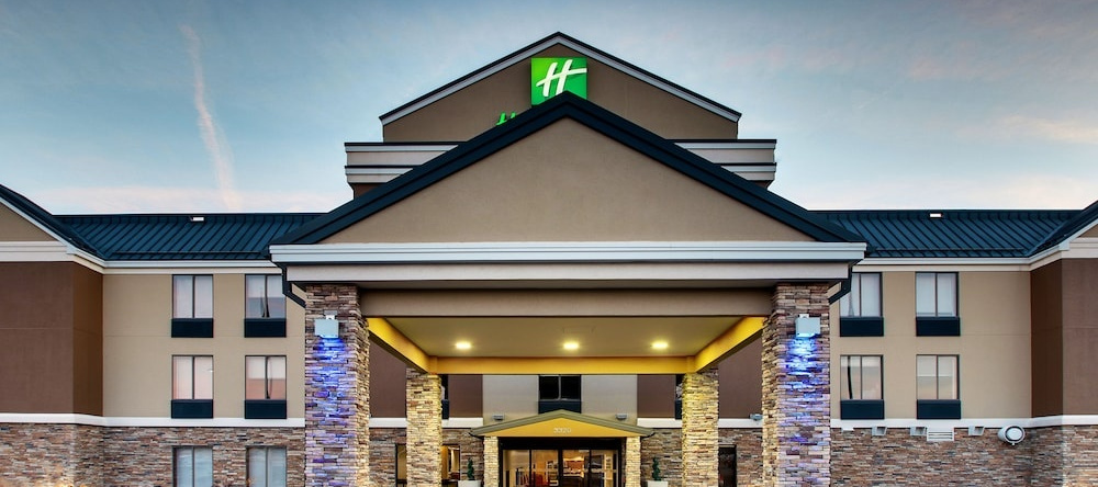 Holiday Inn Express Cedar Rapids I-380, Cedar Rapids — photo 1