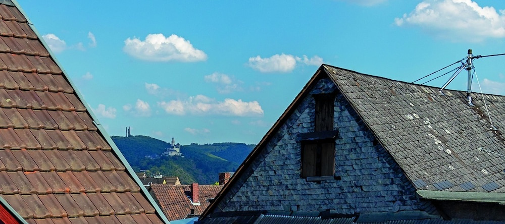Haus Mittelrhein, 伦斯 — 照片 1